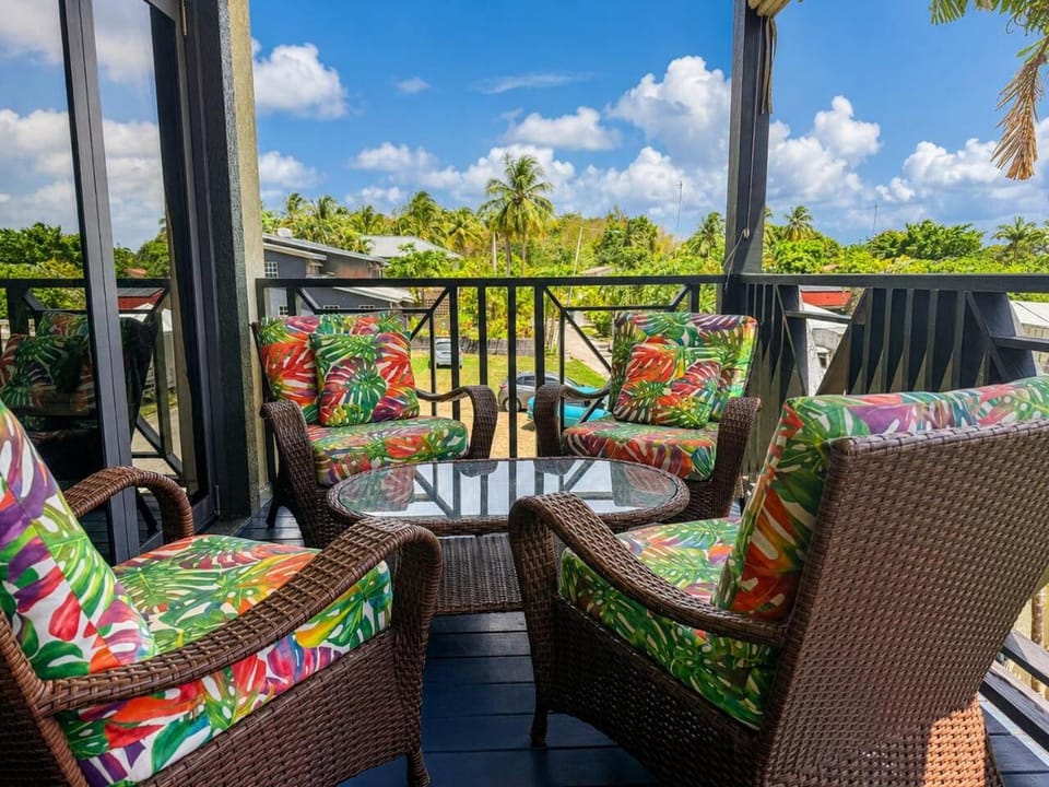 Ixora 7 - 1 Bed Apartment In Holetown w/ Pool & AC Apartment in Holetown