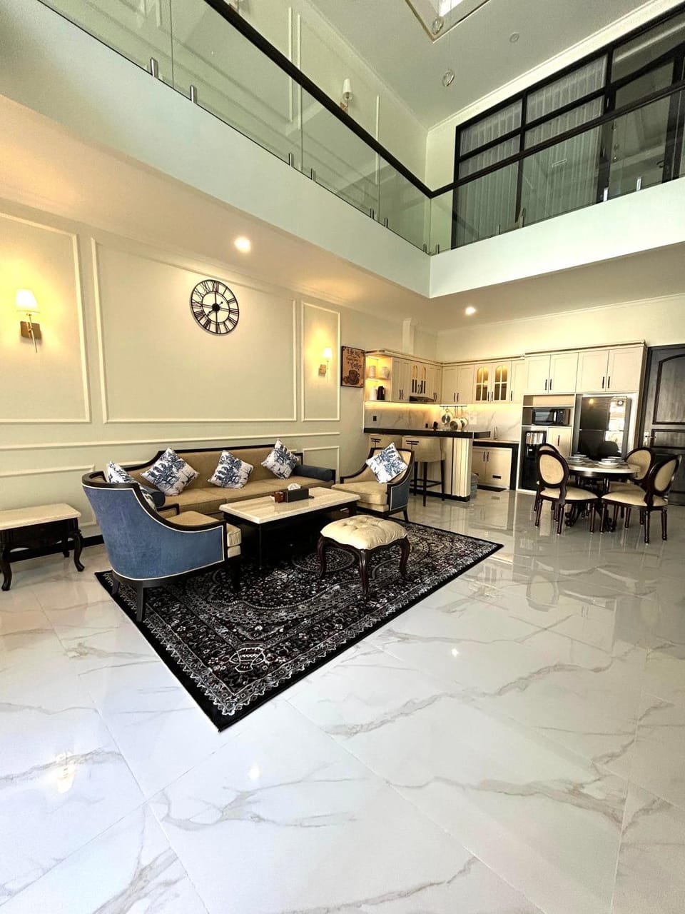 Royal Classic Puncak Villa in Cisarua