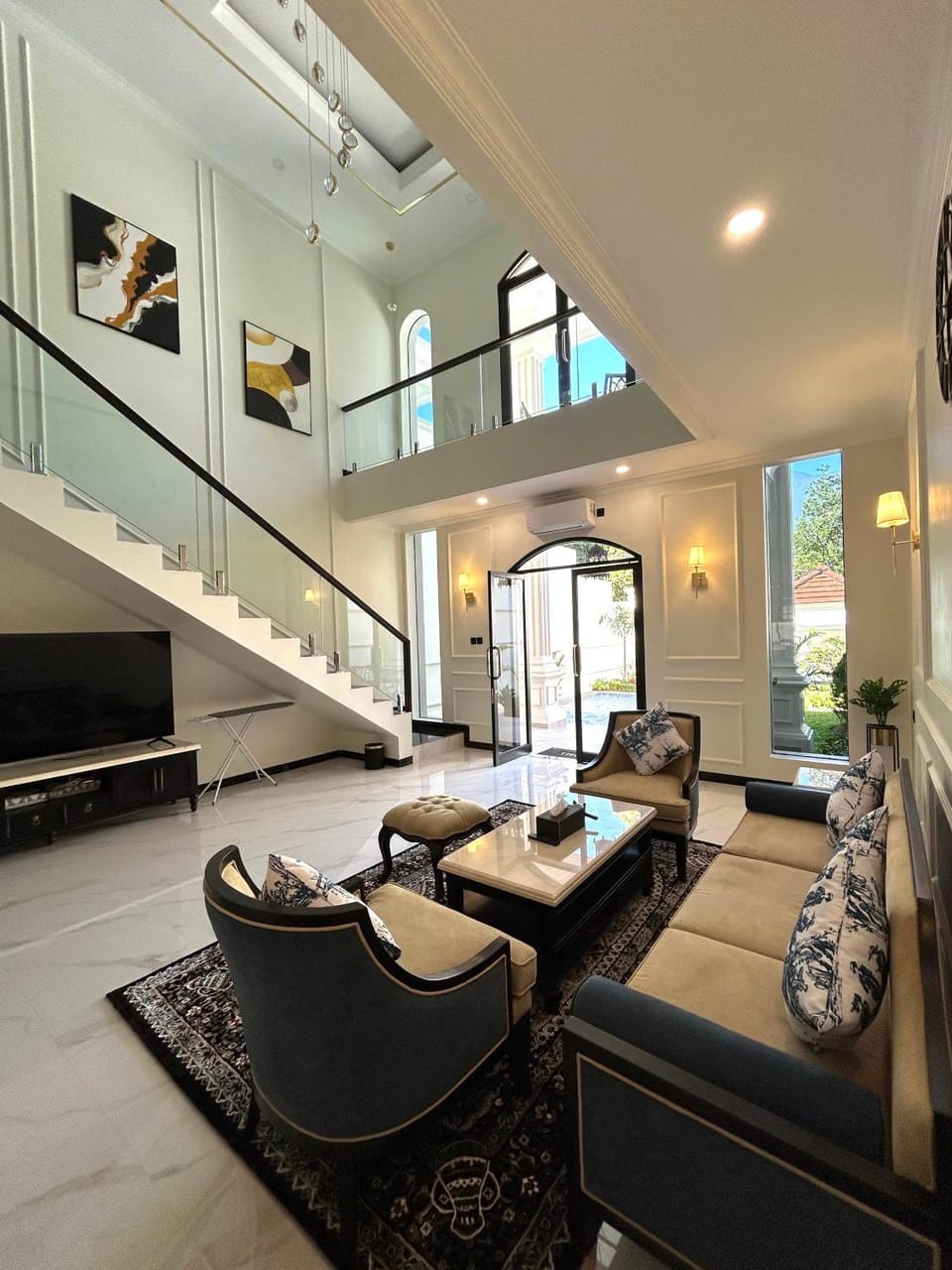 Royal Classic Puncak Villa in Cisarua