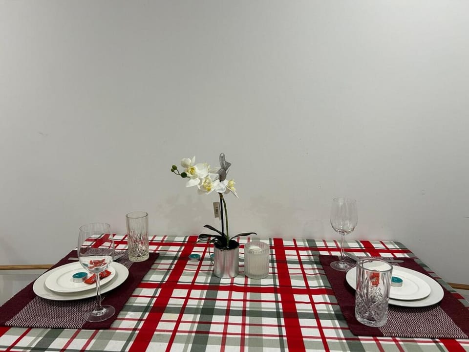 Beautiful high-rise apartment with two bedrooms in downtown Auckland Apartment in Auckland