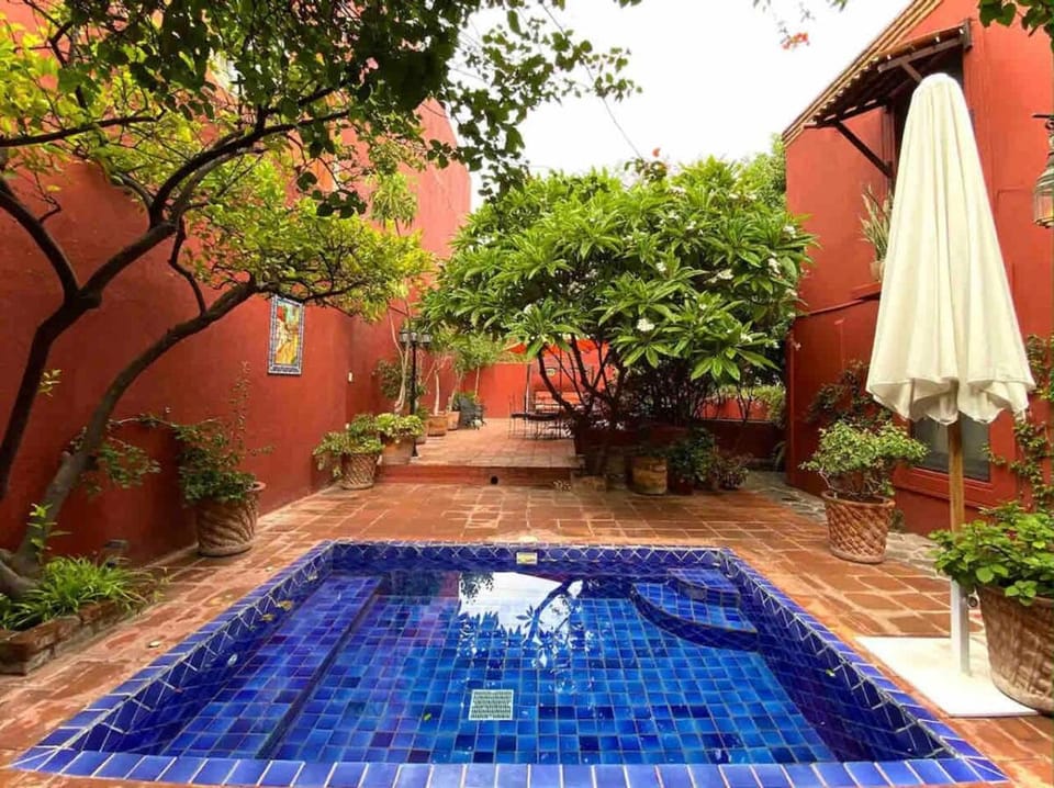 Swimming pool