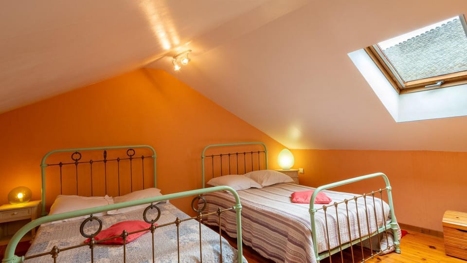 Domaine rivière 6/7 personnes House in Occitanie