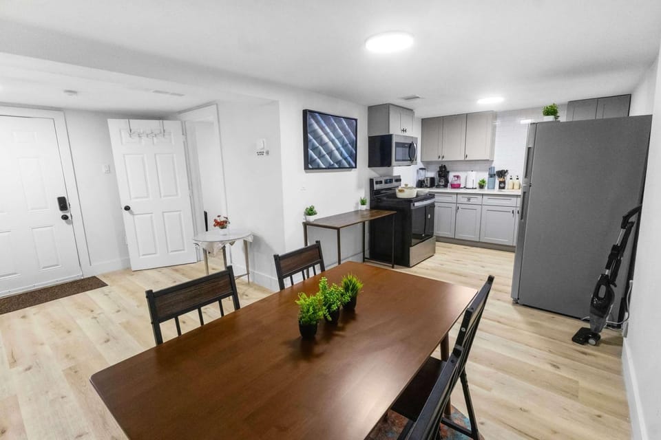 Historic Loft 4 I Near Med Center I NRG I Downtown Apartment in Houston