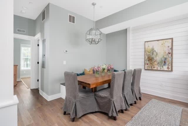 4BR Villa with Heated Pool - Walk to The Beach & Shops House in Folly Beach
