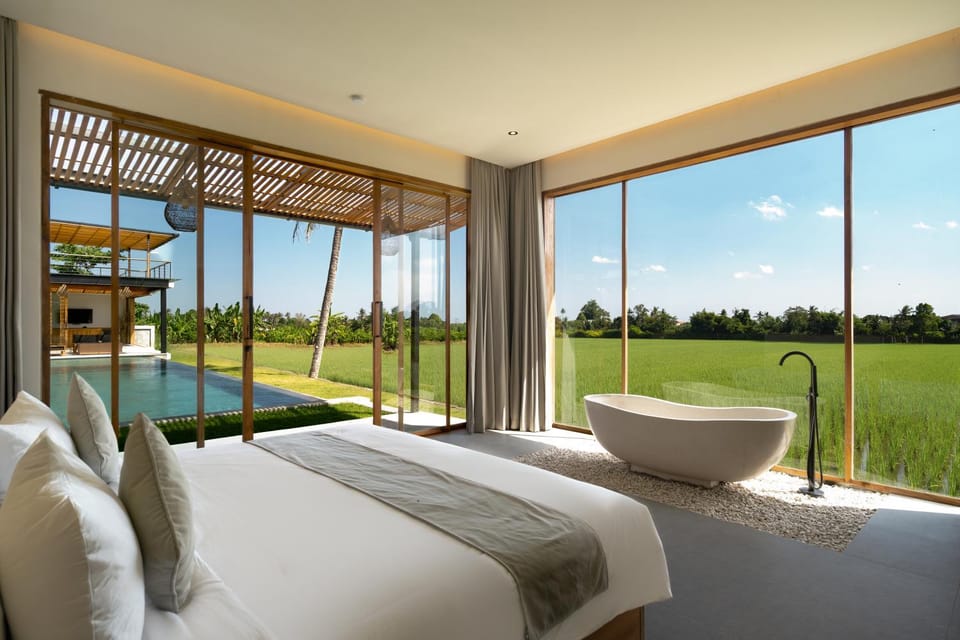 Bed, Bedroom, Bath, air conditioner