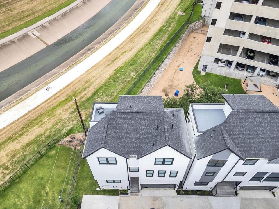 Property building, Neighbourhood, Natural landscape, Bird's eye view