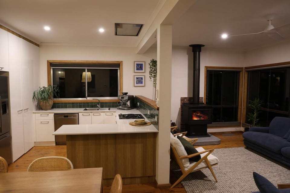 Alpine Digs - Dog Friendly House in Jindabyne