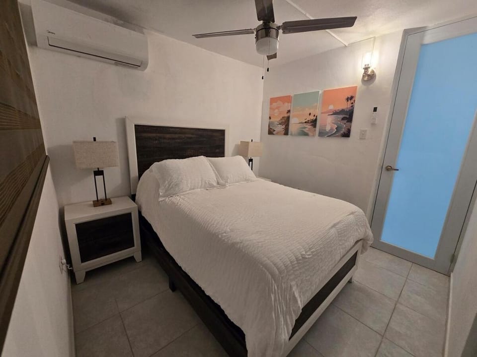 Casa Jeyri Cozy 3BR Home AC Patio Parking House in Puerto Rico