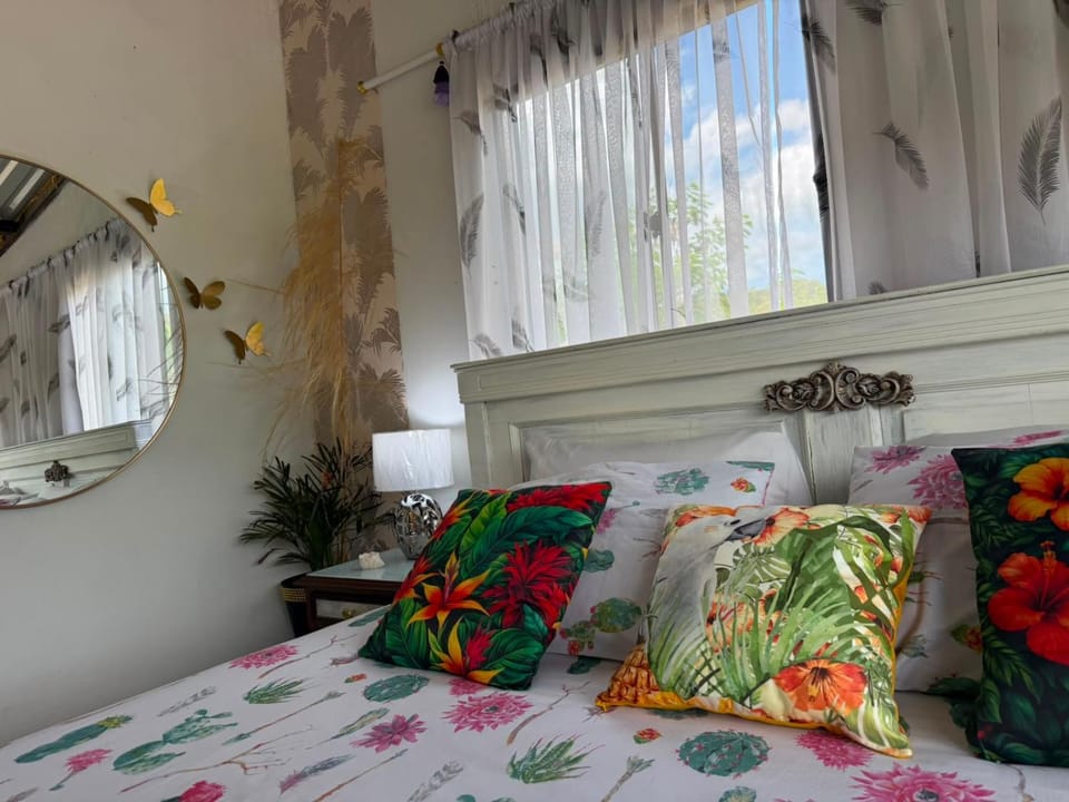 Campestre Relax Rivera Esmeralda Montreal Bed and Breakfast in Girardot