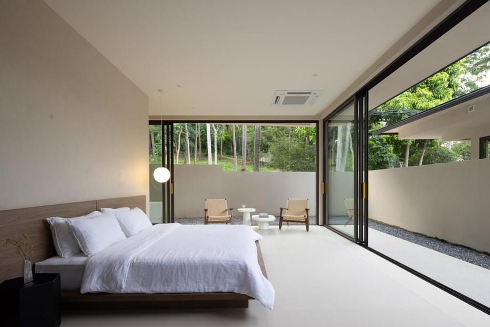 Patio, Bed, Garden, View (from property/room), Balcony/Terrace, Photo of the whole room, Bedroom, Garden view