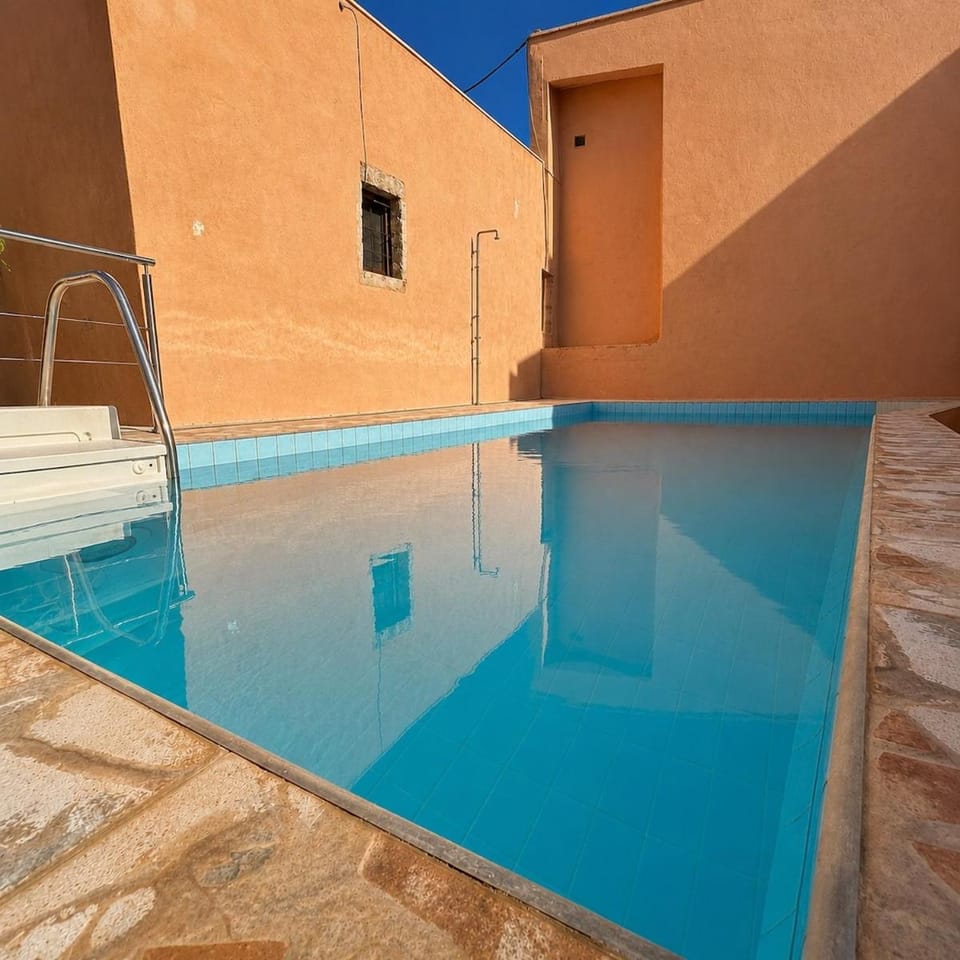 Pool view, Swimming pool