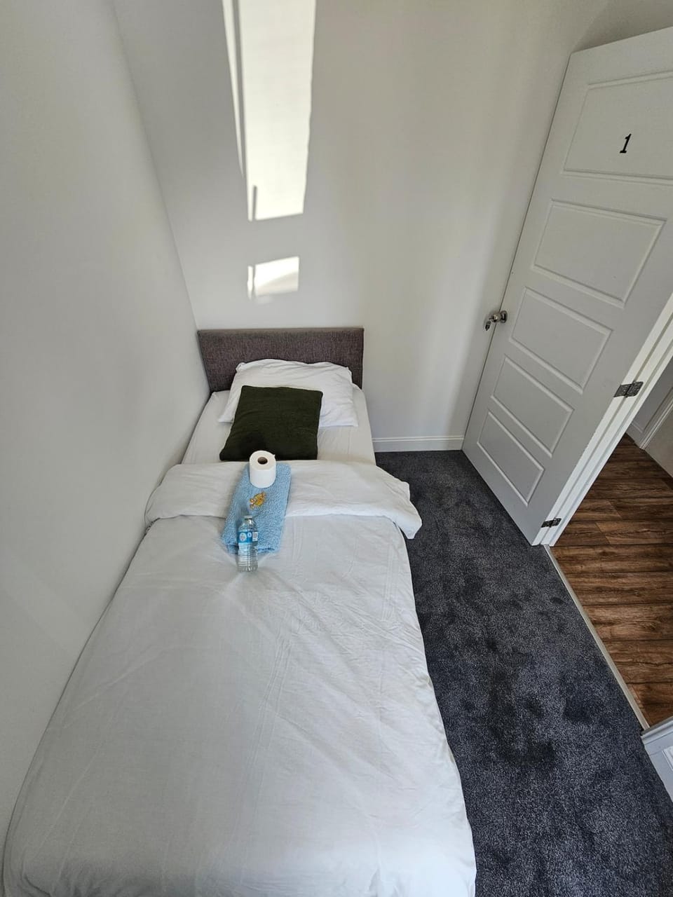Smart Stay room in Central Dartford with Free Parking Vacation rental in Dartford