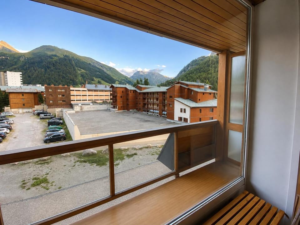 Balcony/Terrace, Mountain view