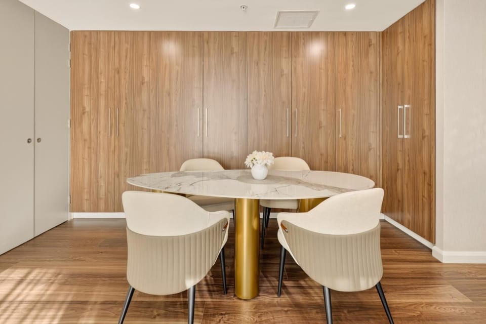 Modern Ground-Level 2BR Apartment in Gladesville Apartment in Gladesville