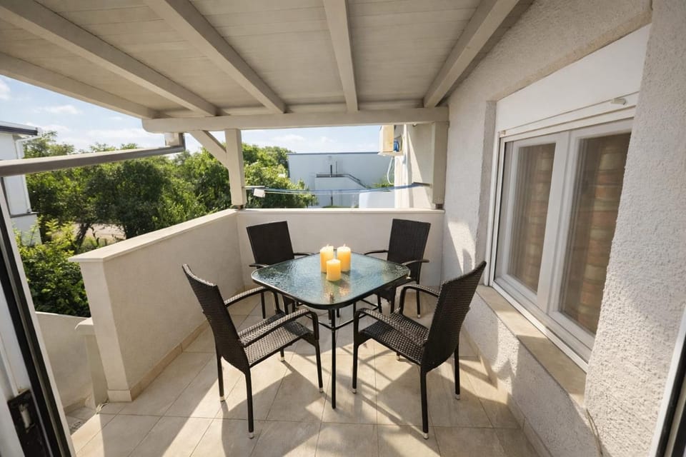 Balcony/Terrace, Balcony/Terrace