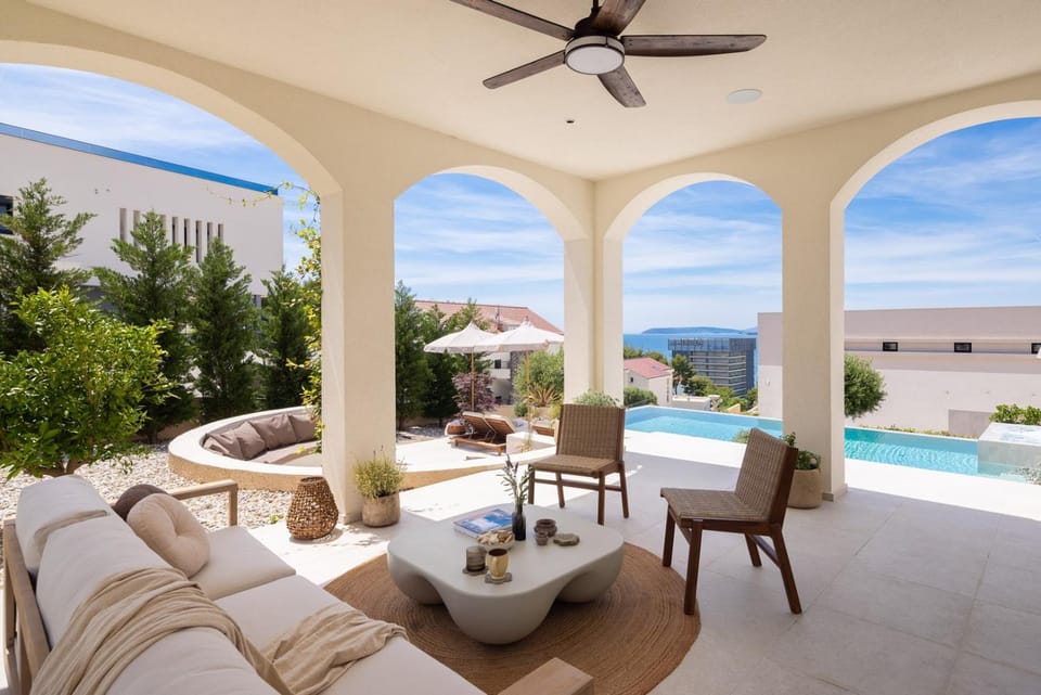 BBQ facilities, Balcony/Terrace, air conditioner