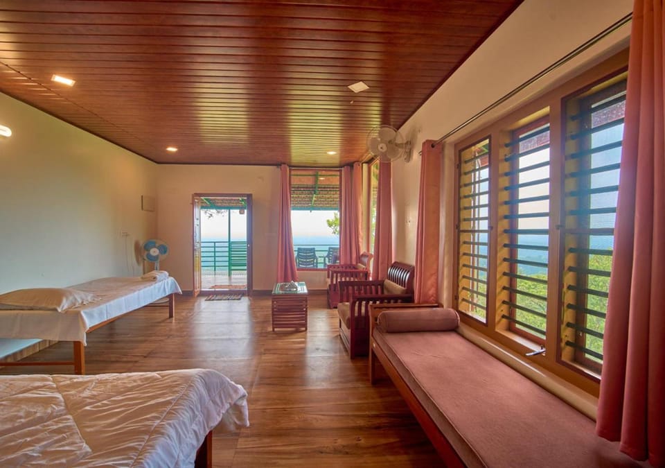 Bed, Photo of the whole room, Seating area, Bedroom