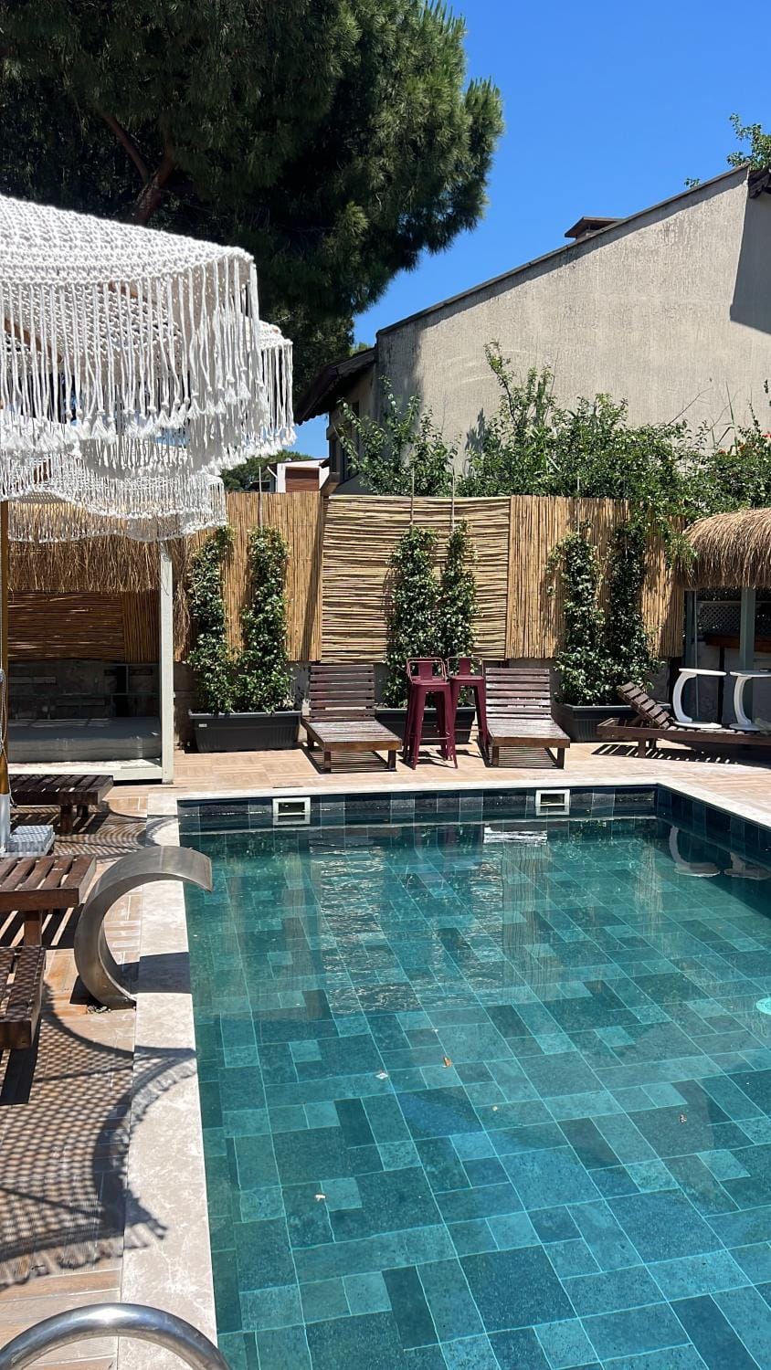 Patio, Day, Pool view, Swimming pool, Swimming pool, sunbed