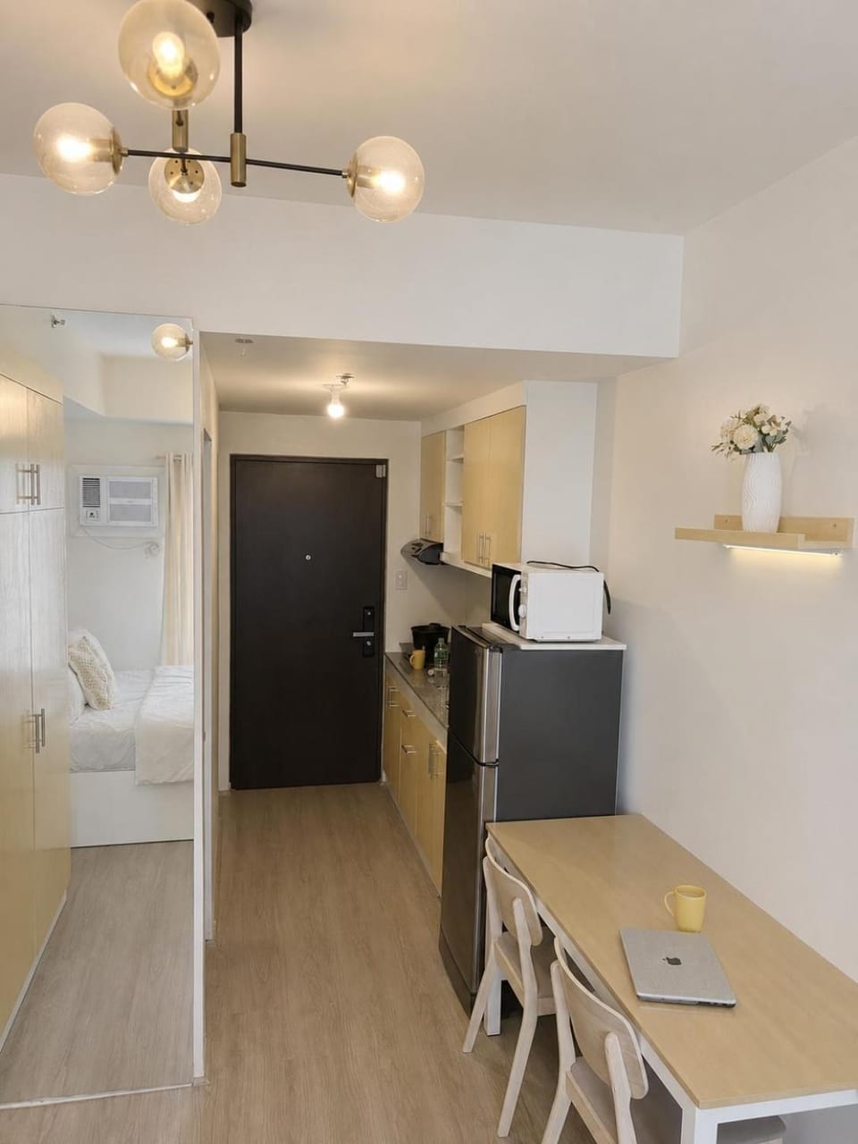 Modern Studio Near IT Park Cebu The Median Flats Vacation rental in Lapu-Lapu City