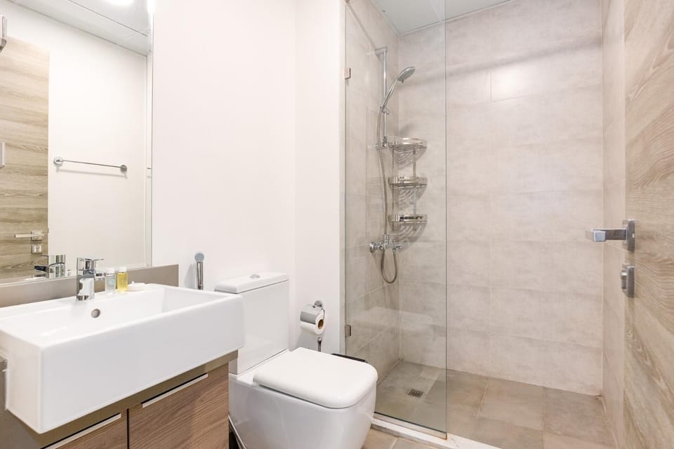 Bloomfields 1BR in Bloom Tower - JVC Apartment in Dubai