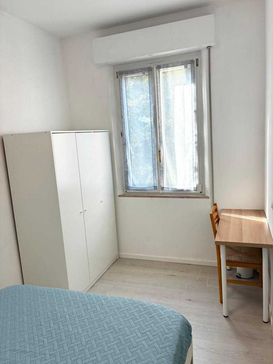 Bedroom, wardrobe