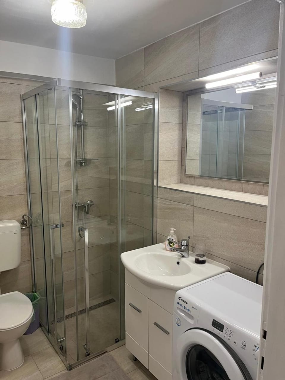 Shower, Toilet, Bathroom