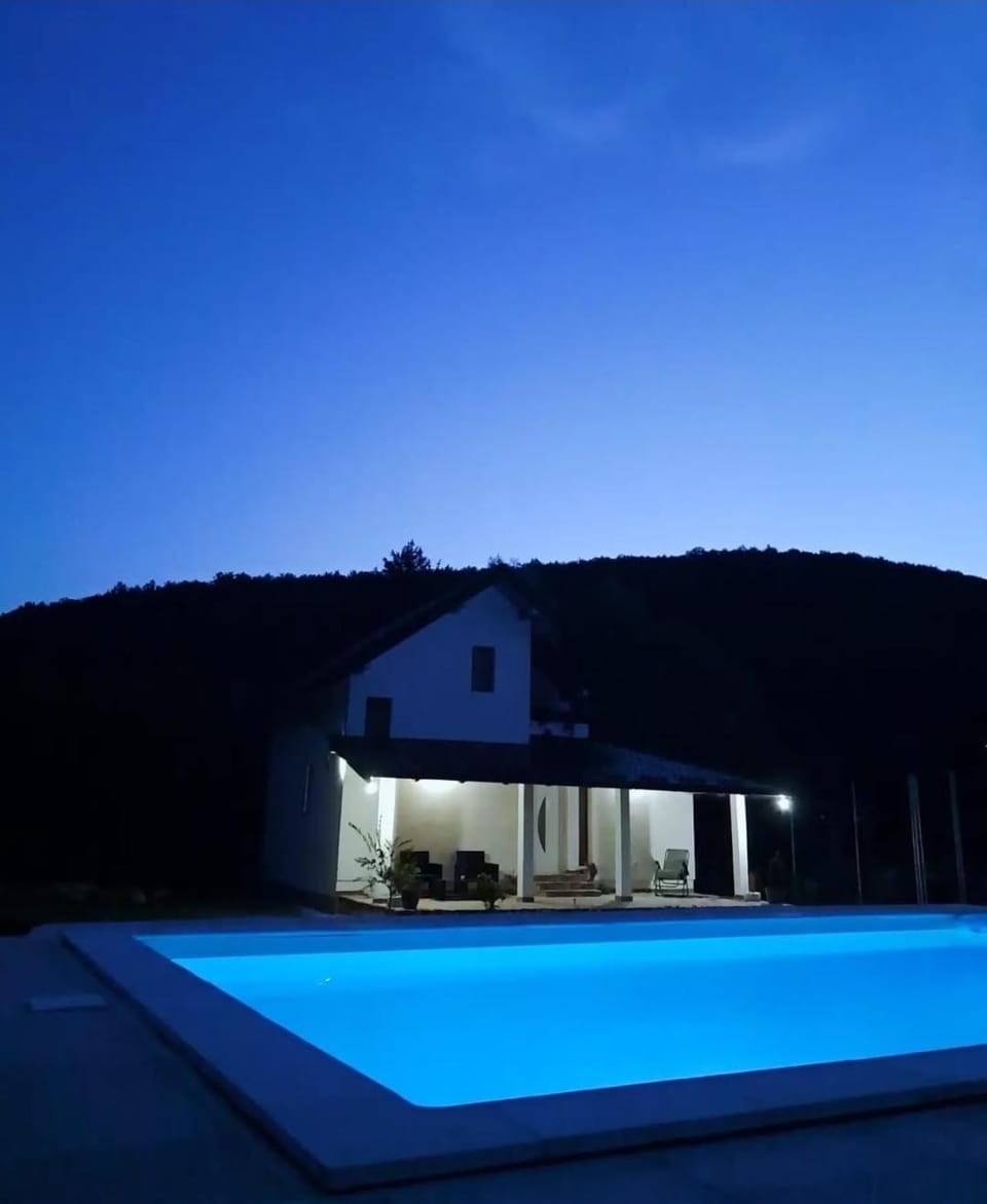 Pooltopia holidayhome go2bihac House in Federation of Bosnia and Herzegovina