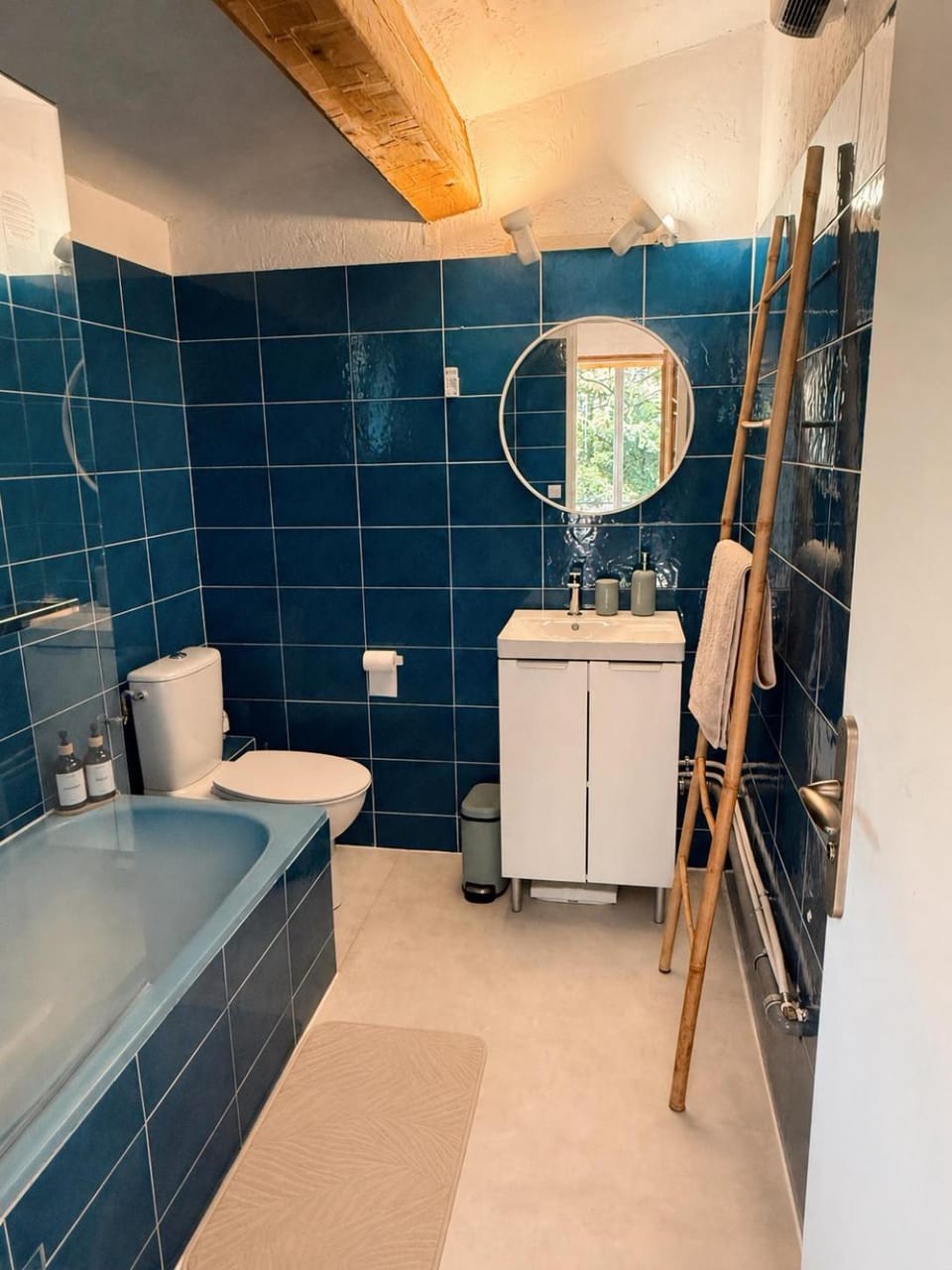 Toilet, Bathroom, Bath