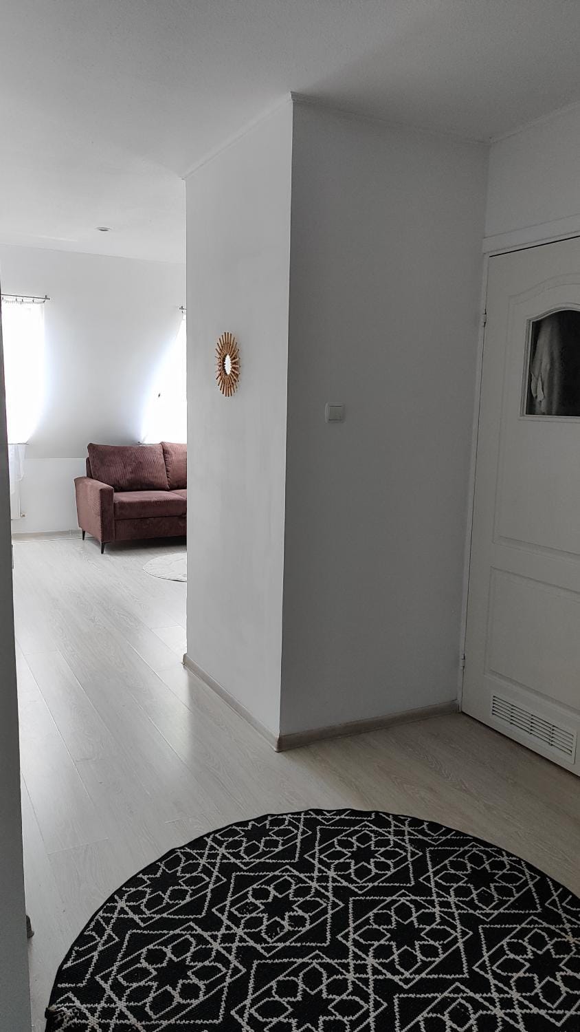 Bed, Living room, Photo of the whole room, Seating area