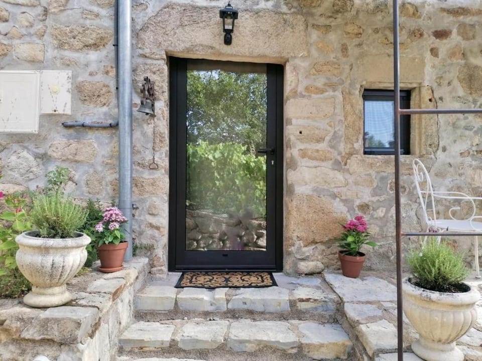 Mas de lasquiers Bed and Breakfast in Auvergne-Rhône-Alpes