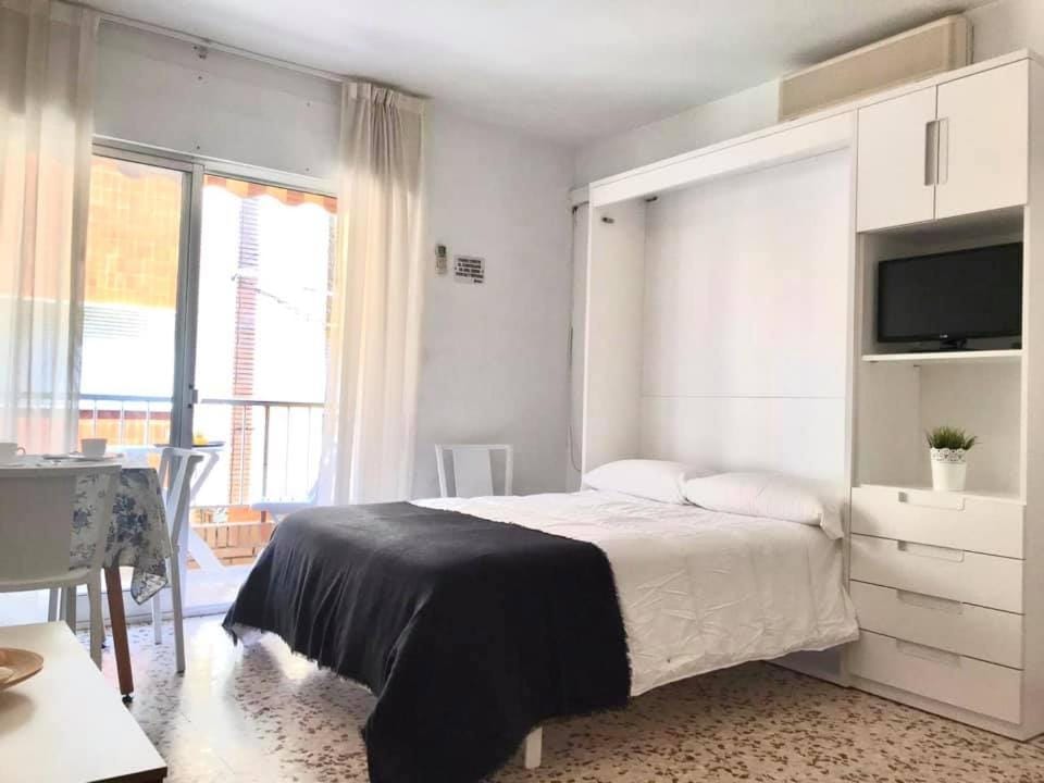 Apartamentos Pagán Alejandro Apartment hotel in Santiago de la Ribera