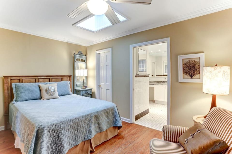 Oceanfront Cottage with Ping Pong Table Incredible for Water Sports in Fernandina Beach, Florida House in Fernandina Beach