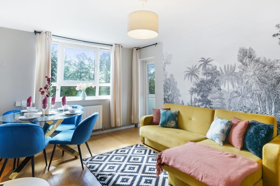 Boundary Luxe Apartment - Private Balcony Apartment in City of Westminster