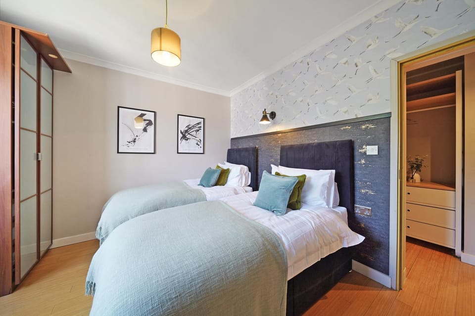 Boundary Luxe Apartment - Private Balcony Apartment in City of Westminster