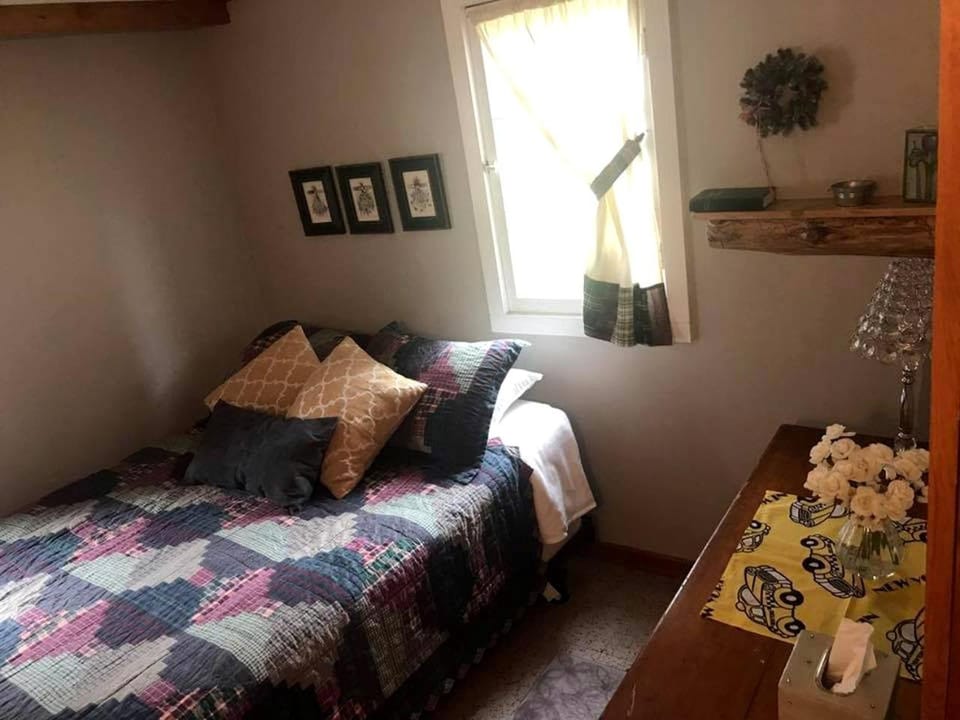 Wonderful Cabin with Lake Access, Barbecue and Tennis Court in Carp Lake, Michigan Cabin in Carp Lake