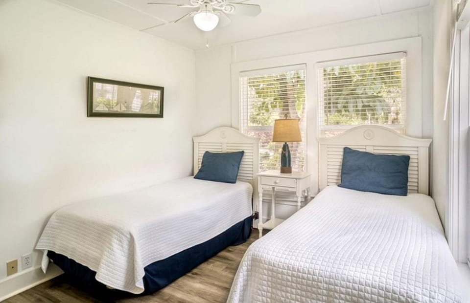 Waterfront Cottage with Pool Great for Families in Florida Docked boat in Sanibel Island