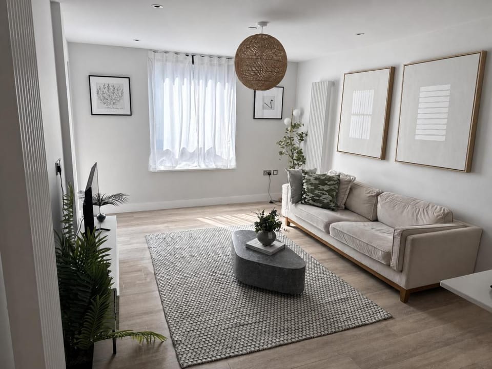 Terrace Apartments near Station Apartment in Uxbridge
