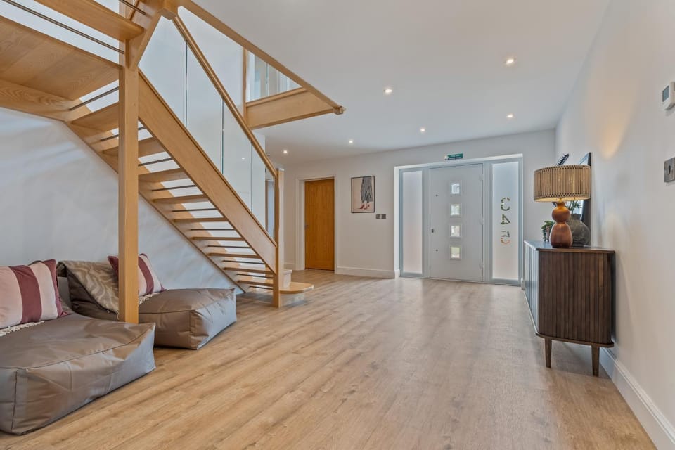 Boutique House with Fast Wifi, Pool Table & Garden House in Norwich