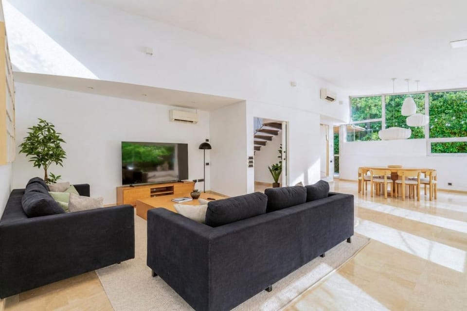 The Garden Villa - Mediterranean Oasis in BCN Villa in Barcelona