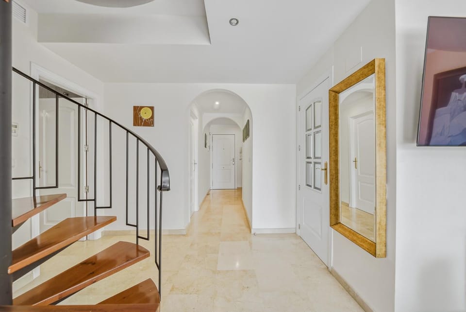Spacious Penthouse in Elviria with 4 Pools and Large Terrace Apartment in Marbella