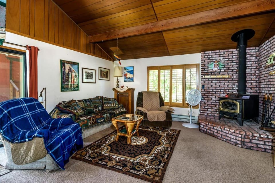 The Hideout-Perfect for Relaxing Yosemite Vacation in Groveland, California House in Groveland