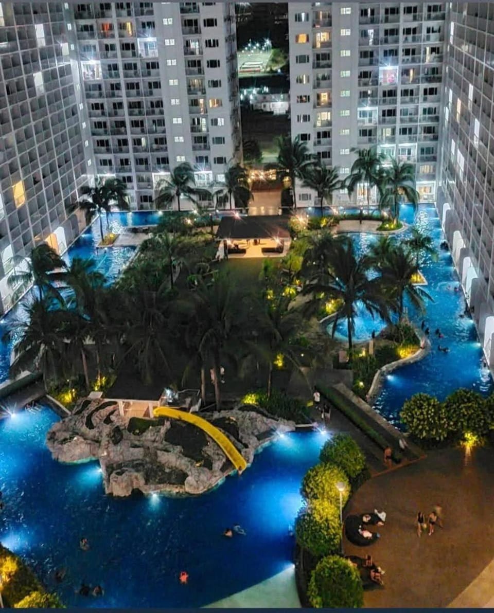Shore 1 Tower D 2 Hotel in Pasay