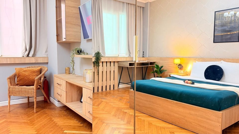 Bed, Photo of the whole room