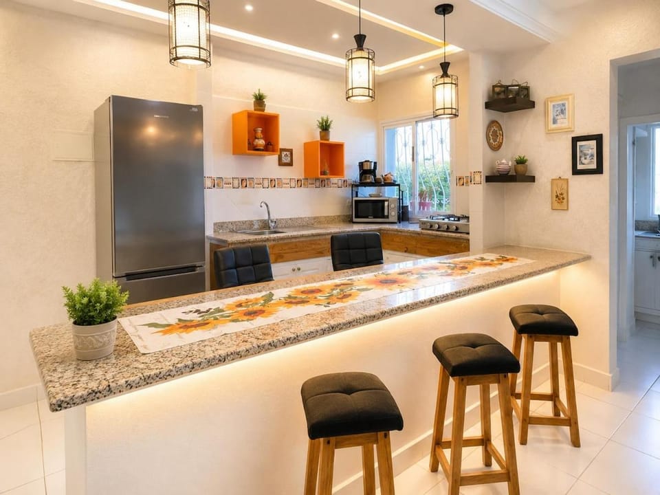 Kitchen or kitchenette, Food and drinks, Food, minibar, oven, pet friendly