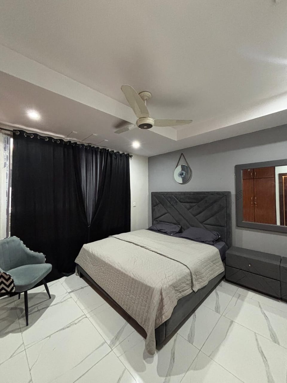 Luxury 1BR Retreat with Balcony Apartment in Islamabad Capital Territory