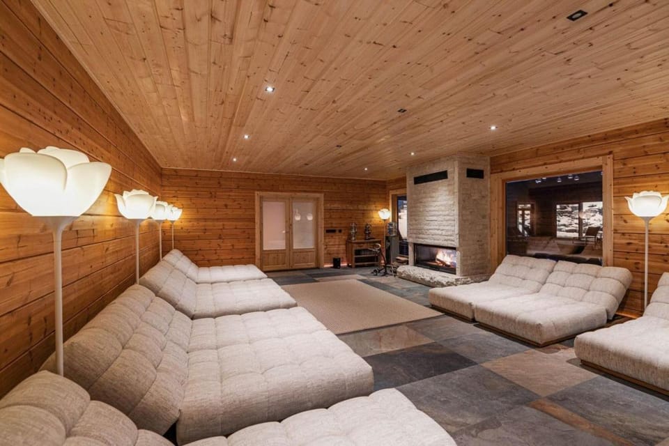 Вилно СПА Селище Тримата Глупаци Resort in Bulgaria
