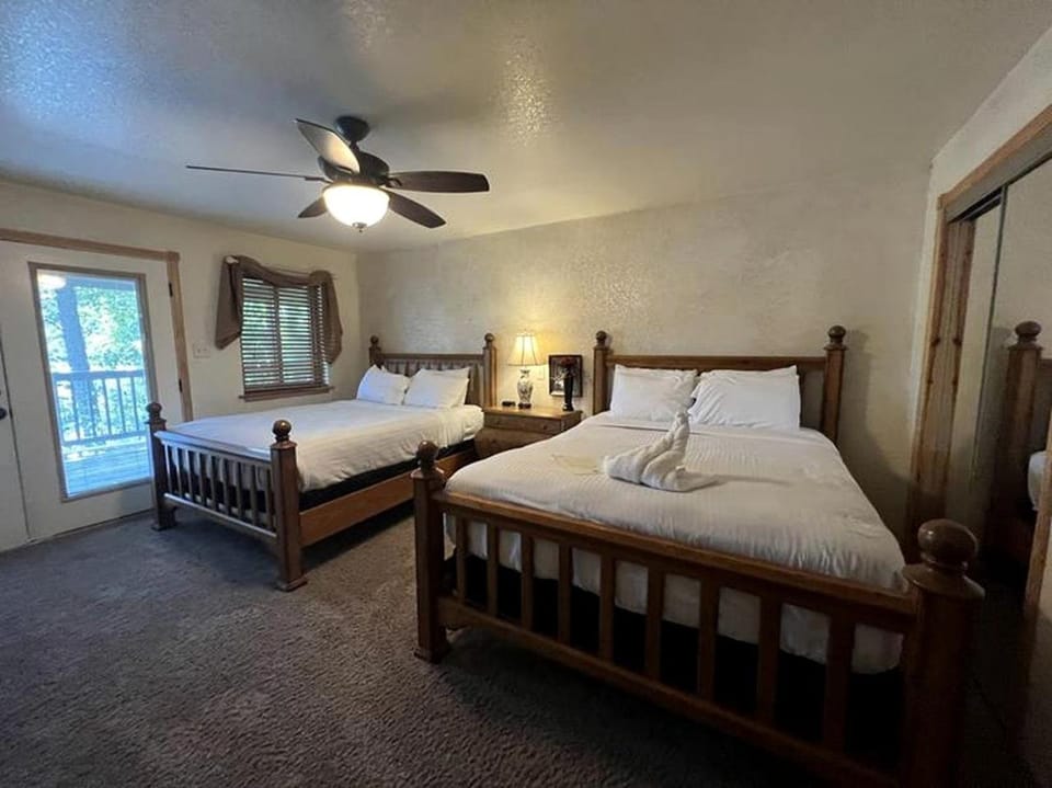 Lakefront Cottage with Spa Perfect for Water Activities in Mount Ida, Arkansas House in Lake Ouachita