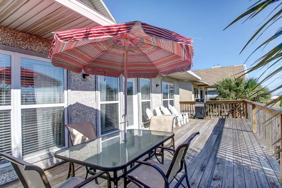 Modern Cottage Rental with Ocean Views in Fernandina Beach, Florida House in Fernandina Beach