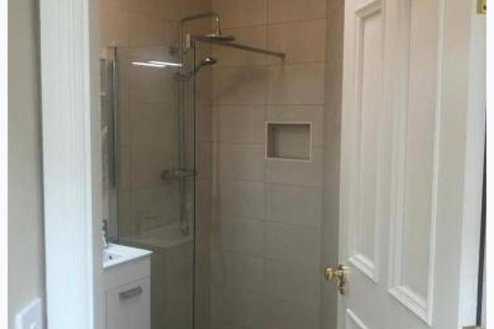 3 Bedroom House - Garden WiFi Free Parking House in Co. Tipperary, Ireland