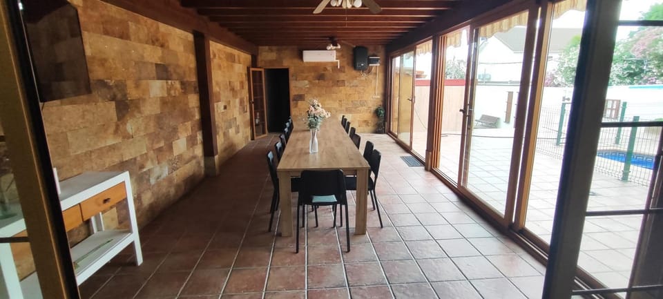 Off site, Balcony/Terrace